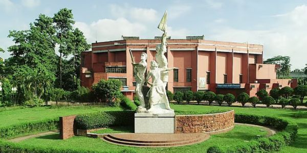 বাকৃবিতে দুই হলের শিক্ষার্থীদের সংঘর্ষ